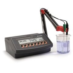 HANNA HI2223 微电脑酸度pH-氧化还原ORP-温度°C测定仪